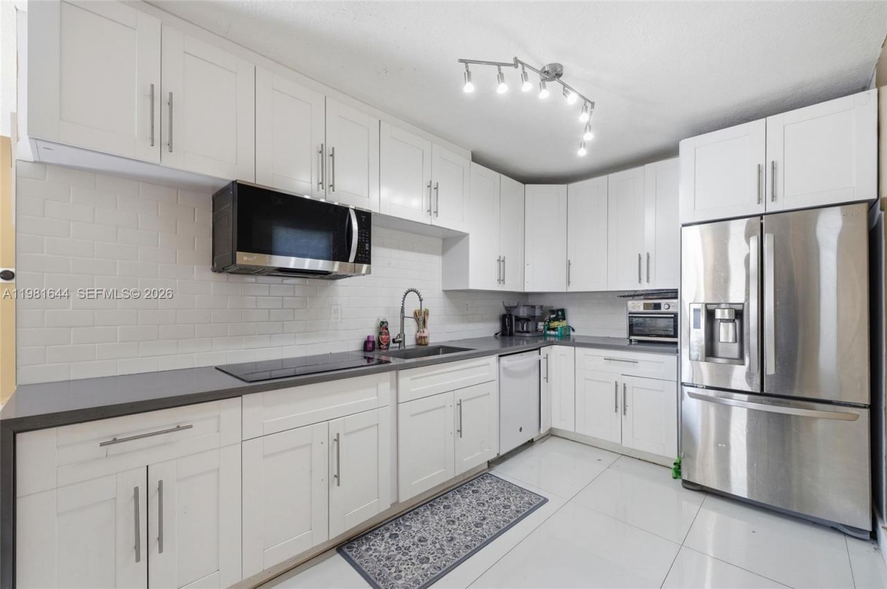 6324 NW 1st Pl, Miami, FL 33150 Photo