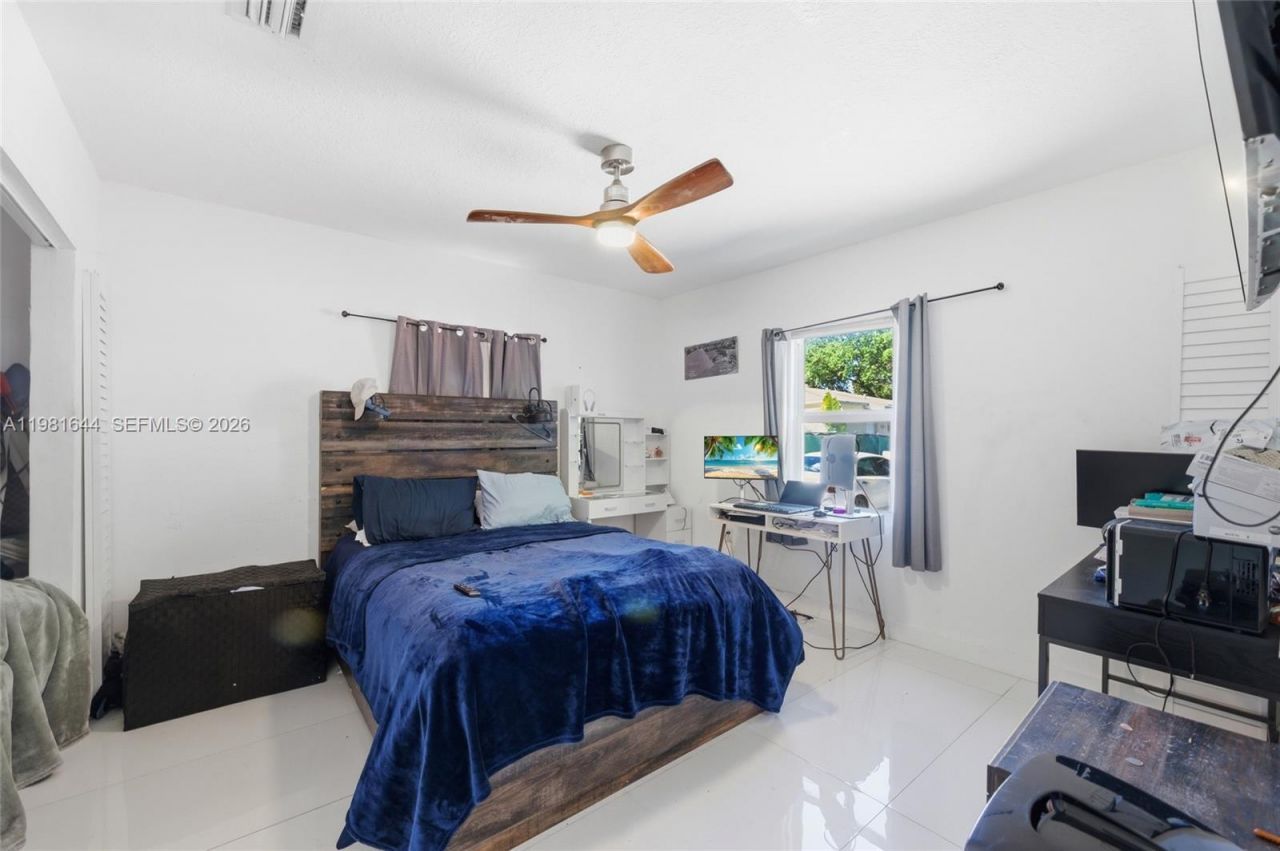 6324 NW 1st Pl, Miami, FL 33150 Photo