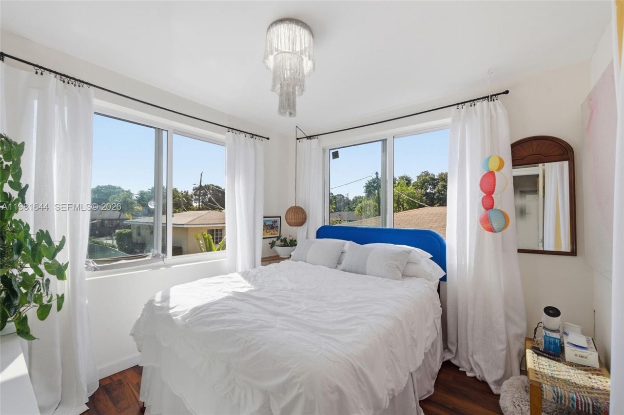 6324 NW 1st Pl, Miami, FL 33150 Photo