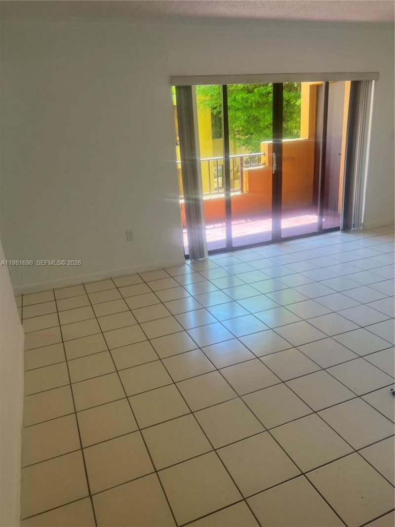 590 NW 114th Ave, Unit 202, Sweetwater, FL 33172 Photo