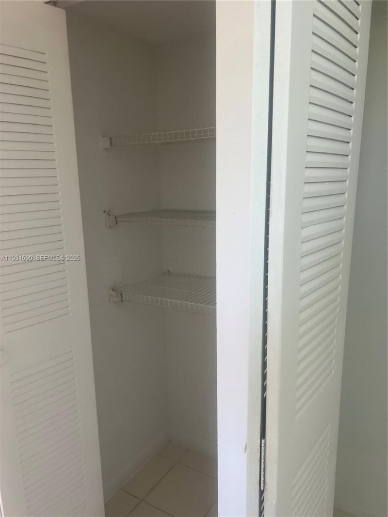 590 NW 114th Ave, Unit 202, Sweetwater, FL 33172 Photo