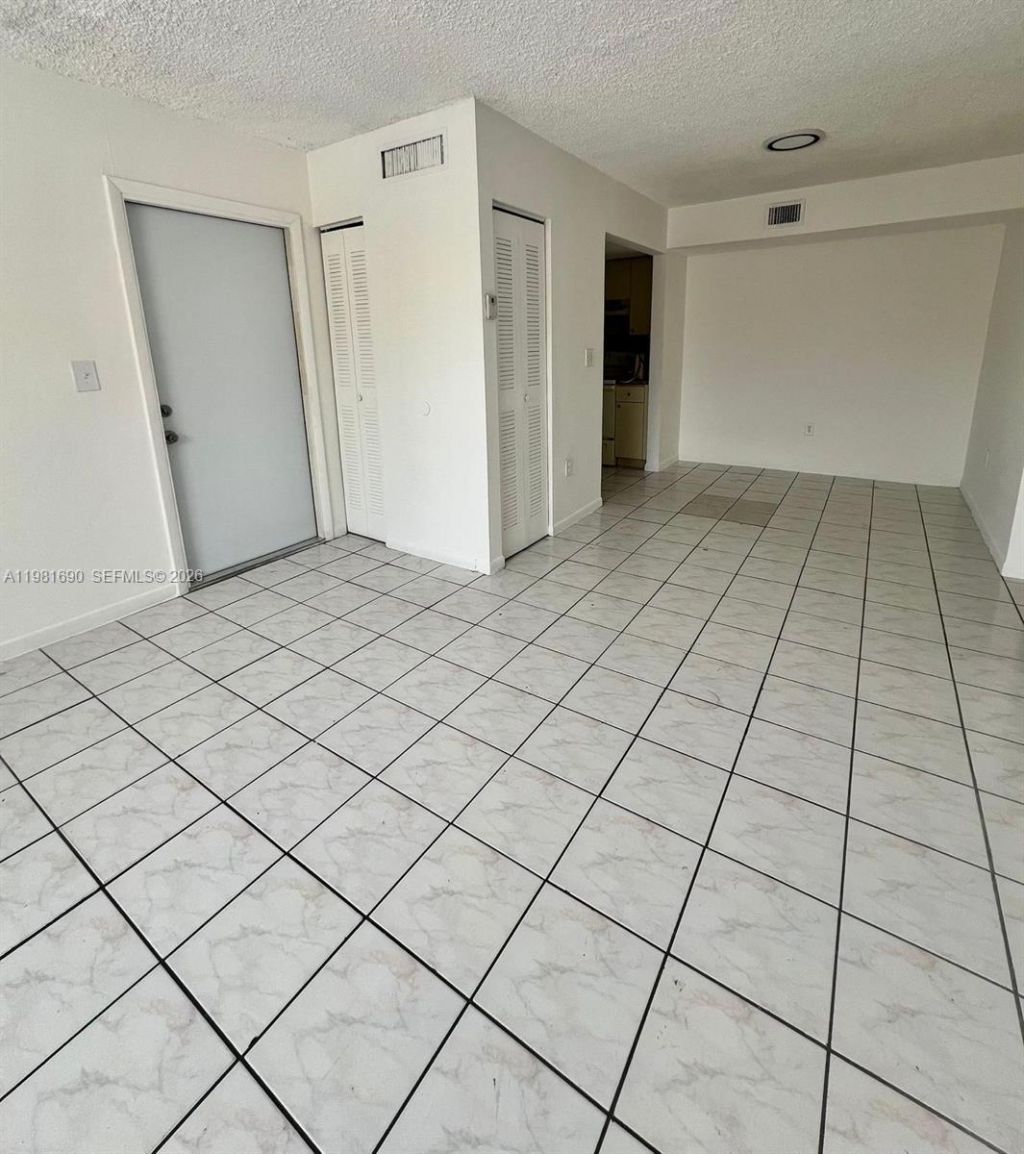 590 NW 114th Ave, Unit 202, Sweetwater, FL 33172 Photo