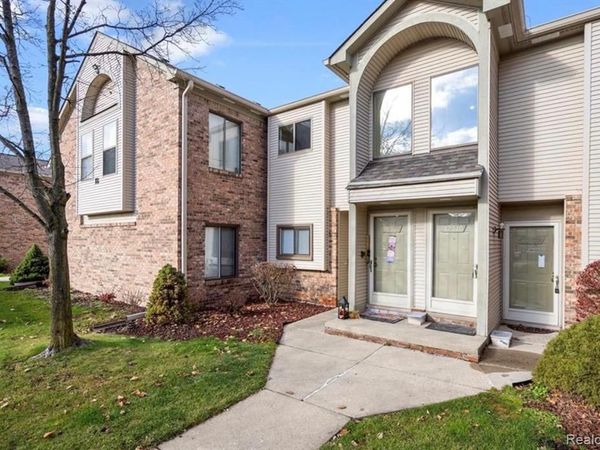 42740 Lilley Pointe Drive, CANTON, MI 48187