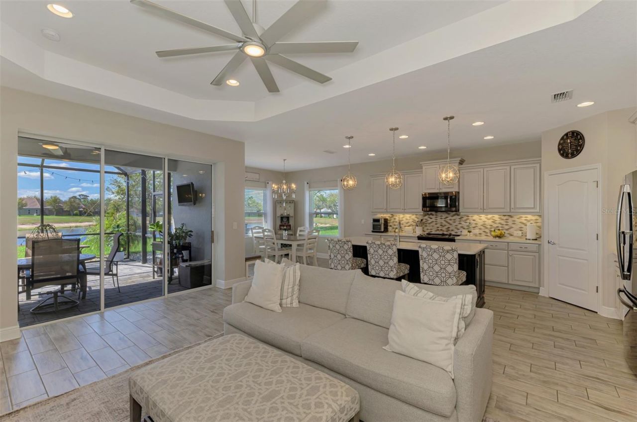 1337 Thornbury Drive, Parrish, FL 34219 Photo