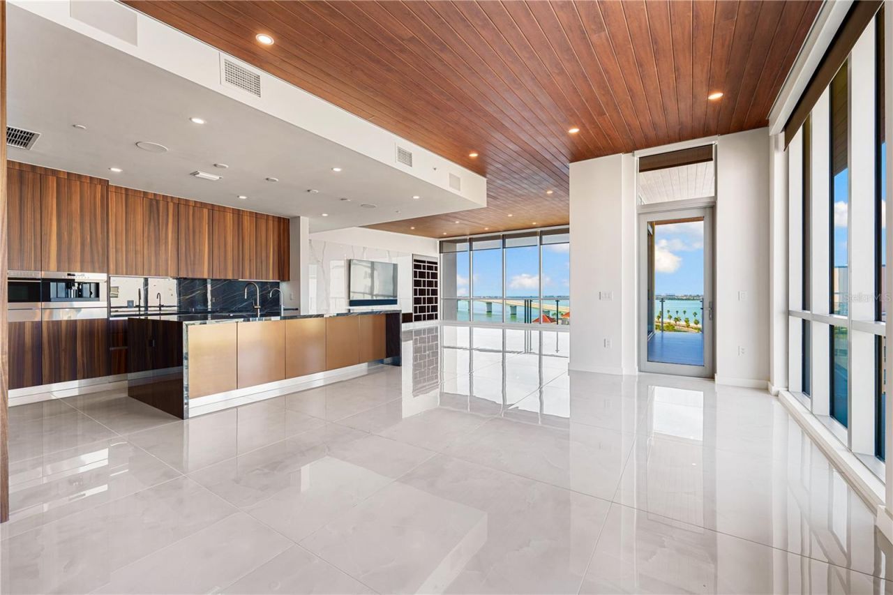 111 Golden Gate, Unit 801PH, Sarasota, FL 34236 Photo