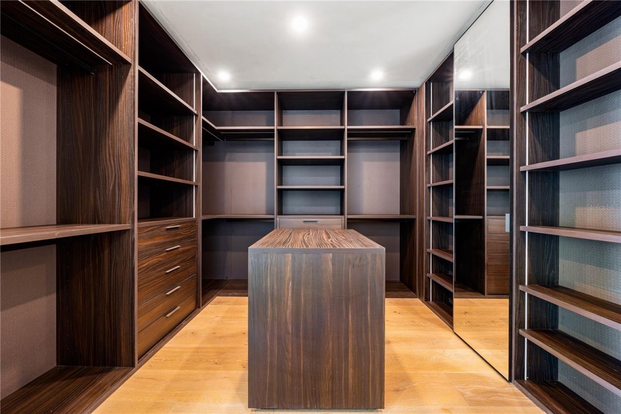 111 Golden Gate, Unit 801PH, Sarasota, FL 34236 Photo