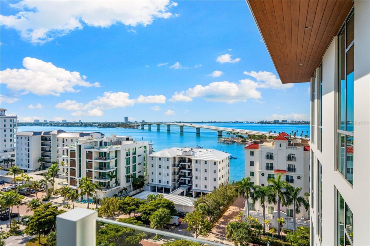111 Golden Gate, Unit 801PH, Sarasota, FL 34236 Photo