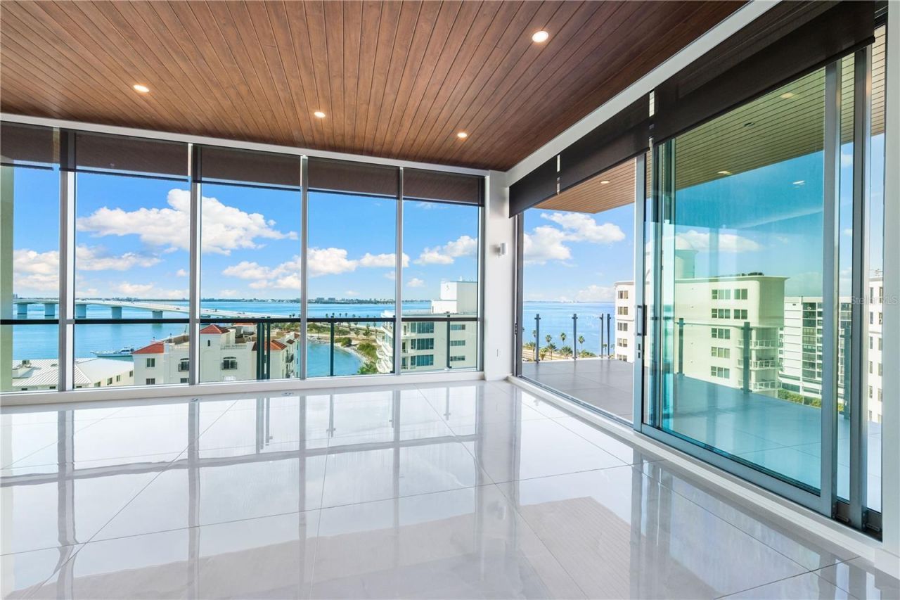 111 Golden Gate, Unit 801PH, Sarasota, FL 34236 Photo