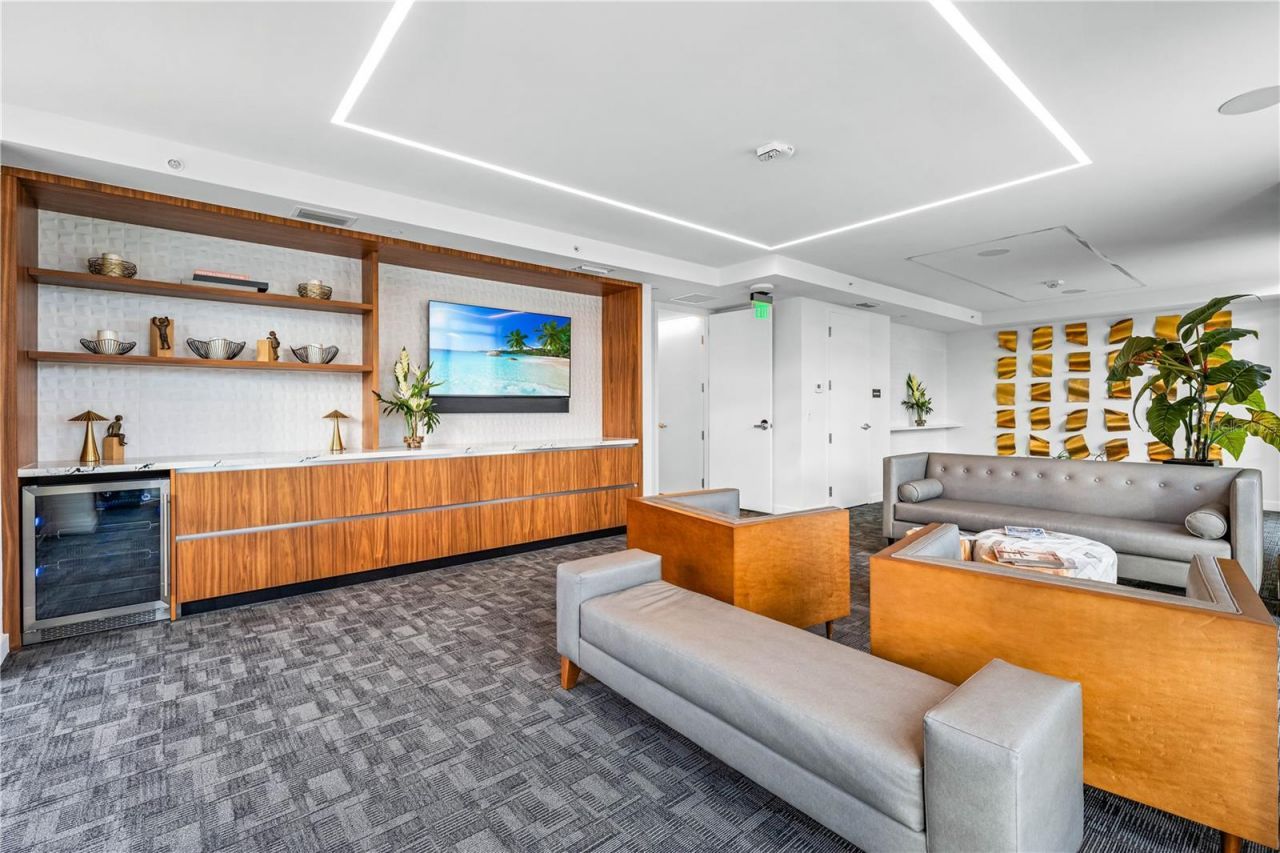 111 Golden Gate, Unit 801PH, Sarasota, FL 34236 Photo