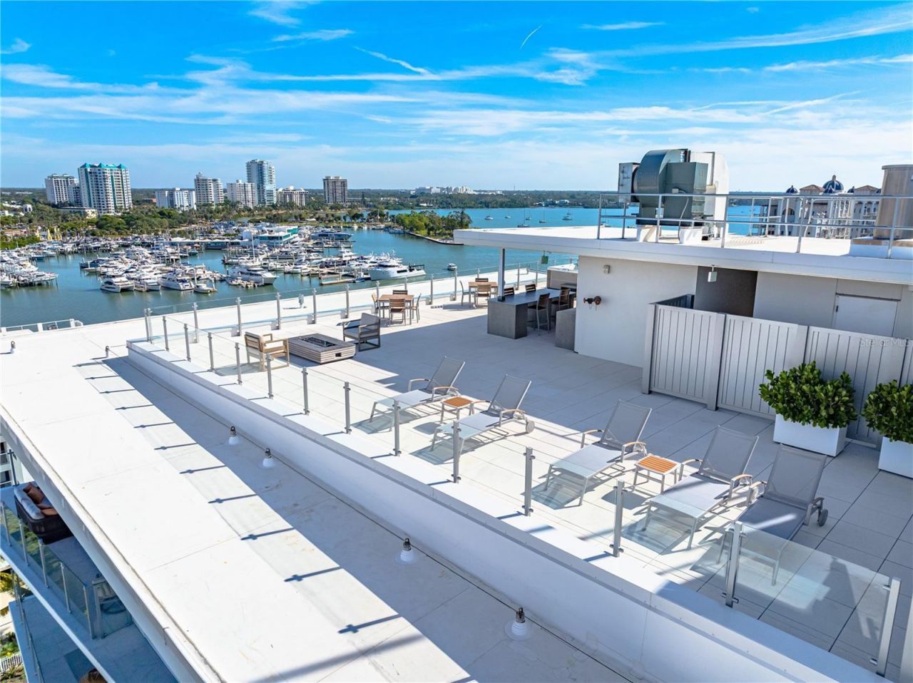 111 Golden Gate, Unit 801PH, Sarasota, FL 34236 Photo