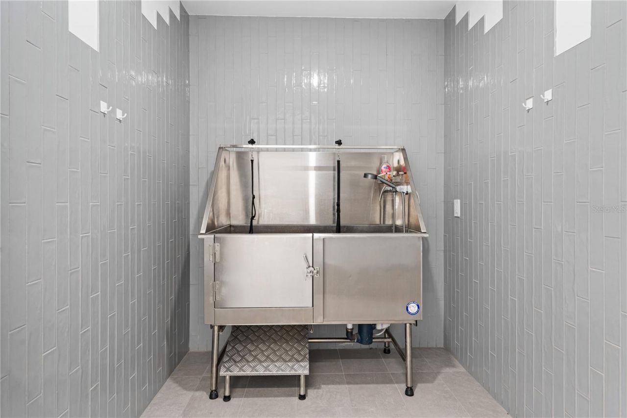 111 Golden Gate, Unit 801PH, Sarasota, FL 34236 Photo