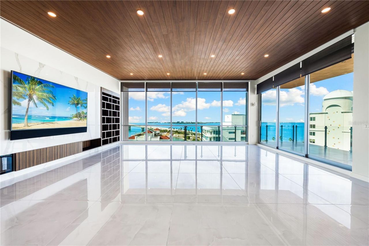 111 Golden Gate, Unit 801PH, Sarasota, FL 34236 Photo