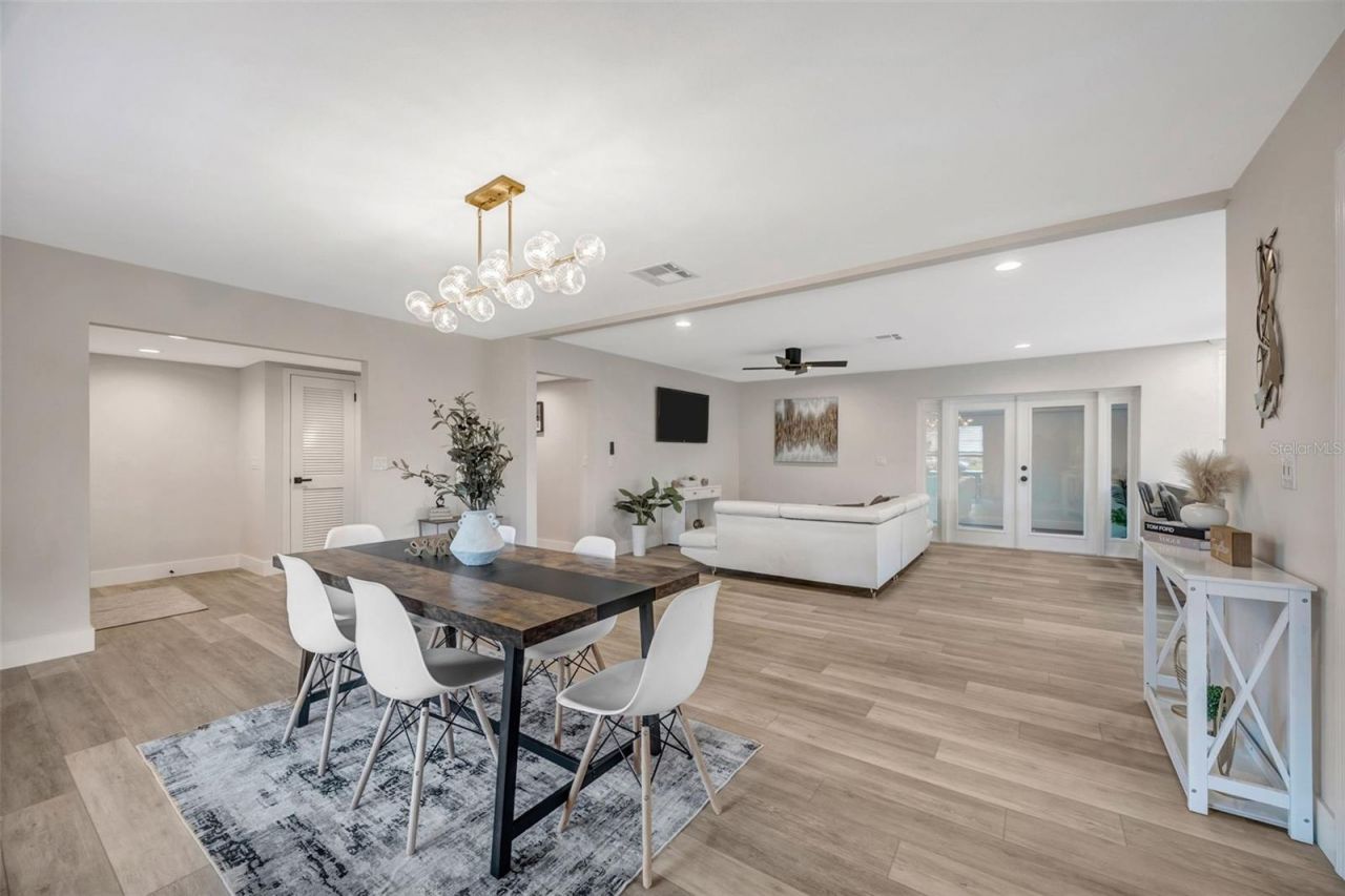 10408 Butia Place, Tampa, FL 33618 Photo