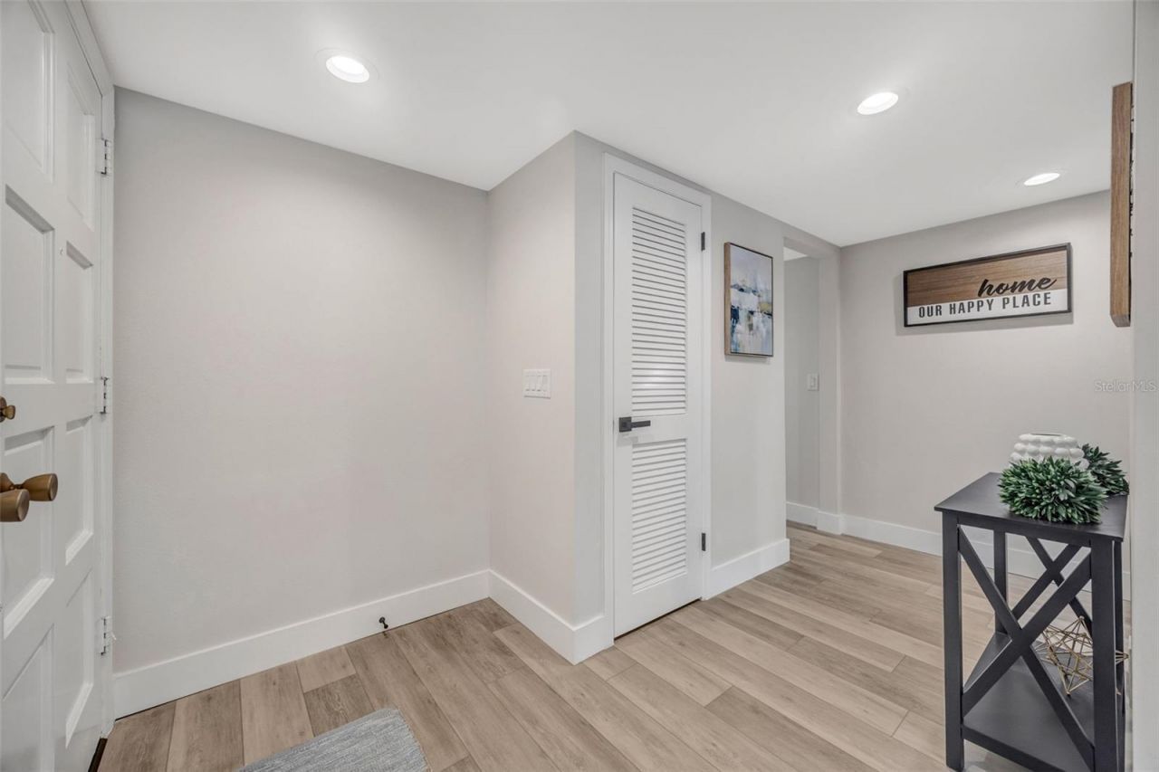 10408 Butia Place, Tampa, FL 33618 Photo