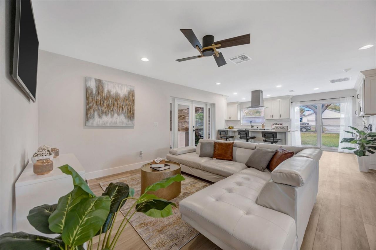 10408 Butia Place, Tampa, FL 33618 Photo