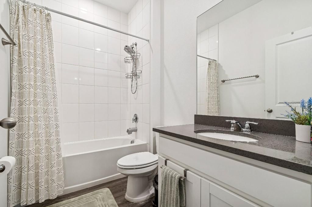 5411 Los Robles Court , Palmetto, FL 34221 Photo