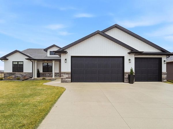 2215 E HONEYGOLD COURT, Appleton, WI 54913