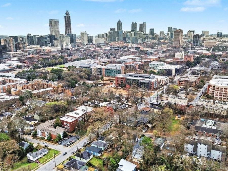 Property Image 6