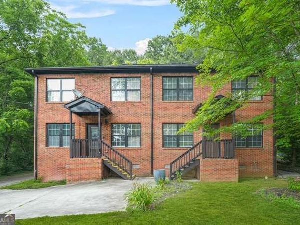 545 Elmwood Road NW, Atlanta, GA 30318