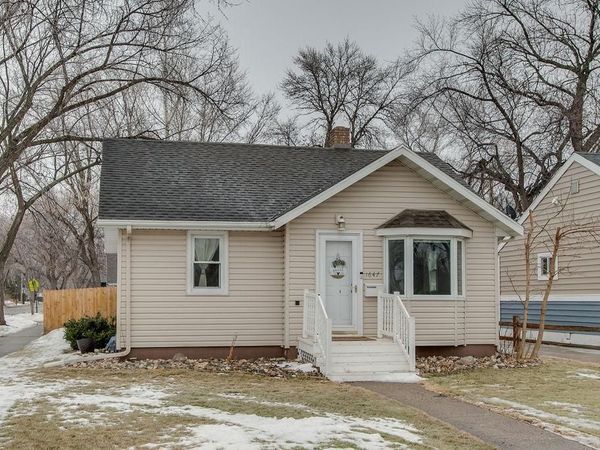 1647 BROADWAY N, Fargo, ND 58102