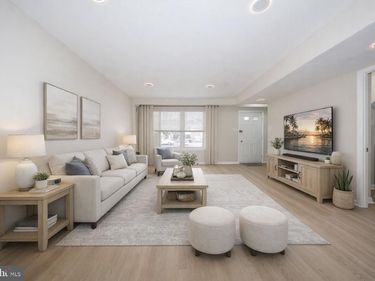 8212 CHELWYNDE AVENUE, PHILADELPHIA, PA 19153