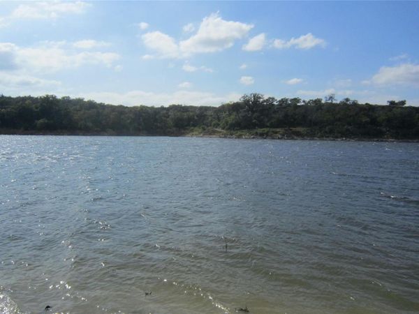 24205 Pedernales DR, Spicewood, TX 78669