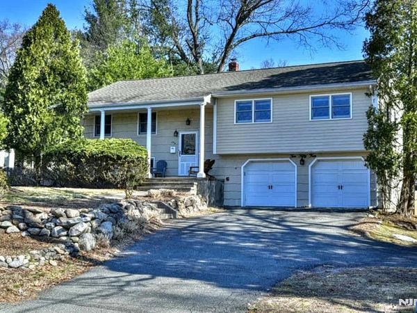 254 Godwin Avenue, WYCKOFF, NJ 07481
