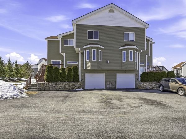 4 John Hancock Dr, Unit 4, Ashland, MA 01721