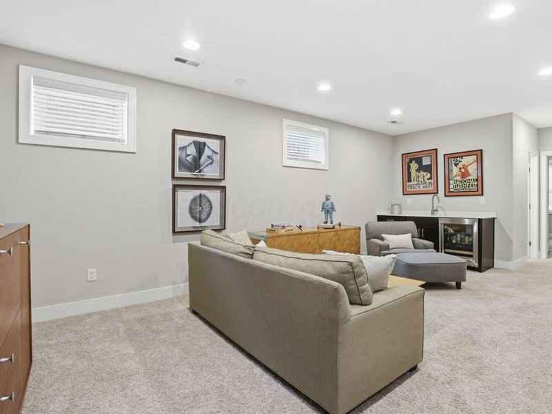 950 Pullman Place, Unit 27, Columbus, OH 43212 Photo 32