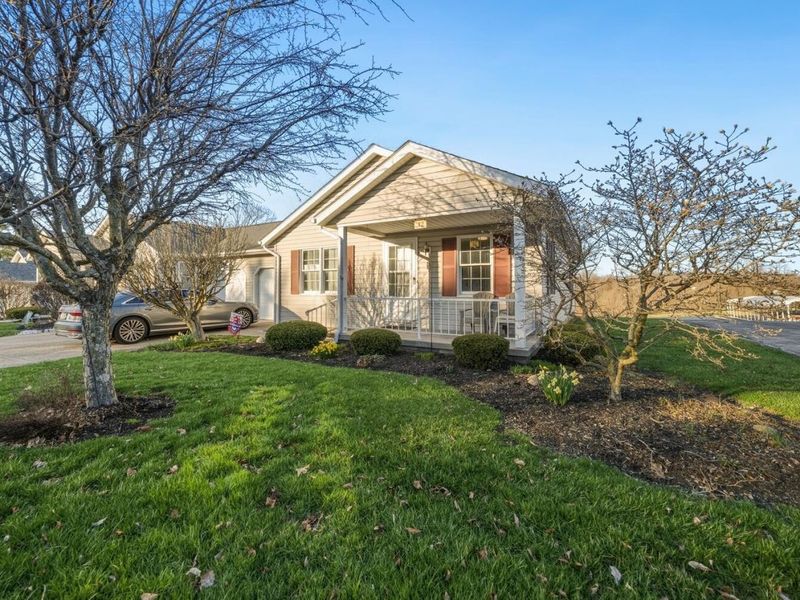 700 E Main , Unit #32, Hillsboro, OH 45133 Photo 2