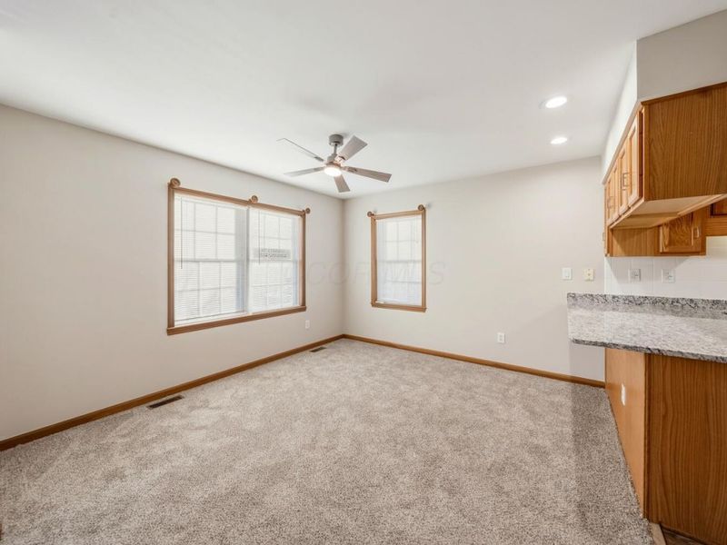 700 E Main , Unit #32, Hillsboro, OH 45133 Photo 9