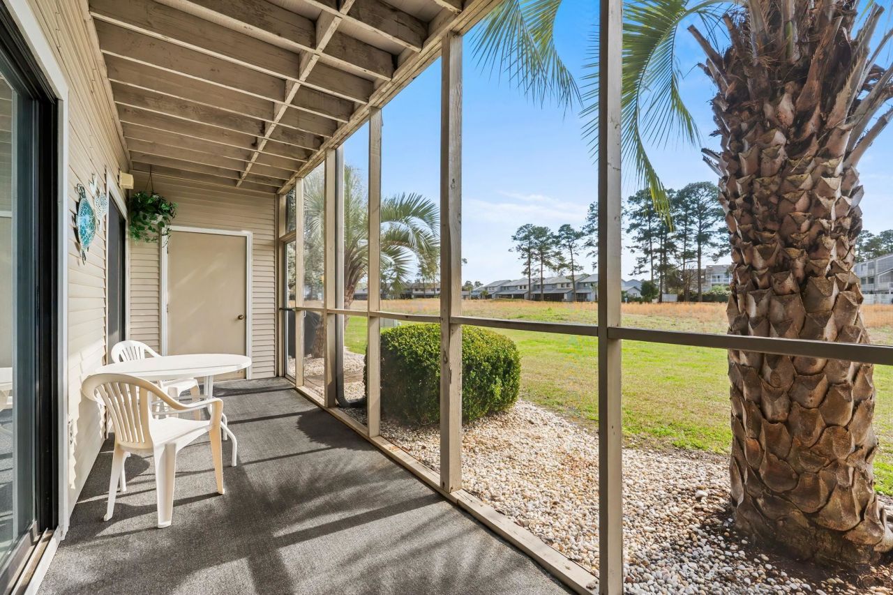 1095 Plantation Dr. W Photo 27