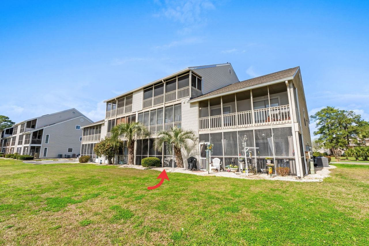 1095 Plantation Dr. W Photo 32