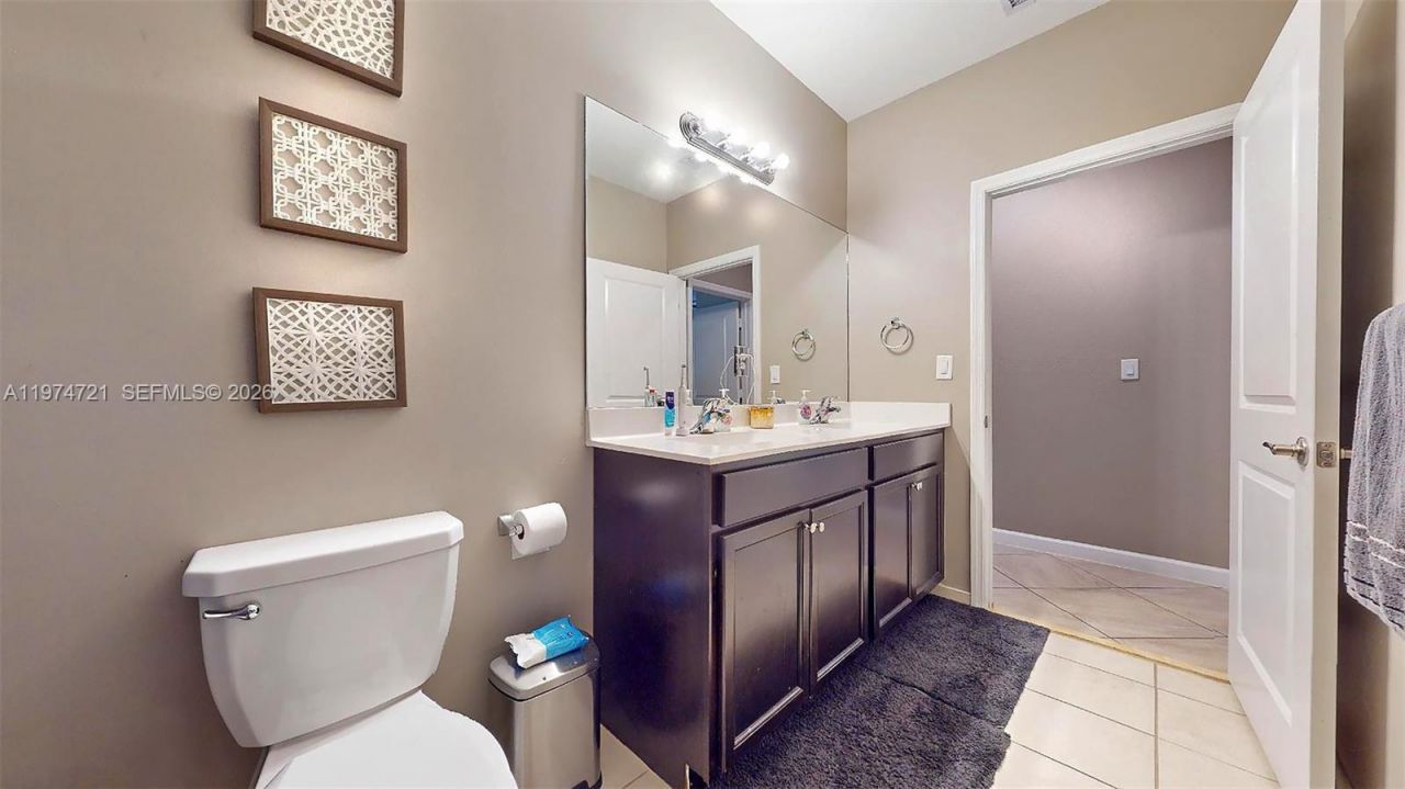 154 SE 23rd Ter , Homestead, FL 33033 Photo