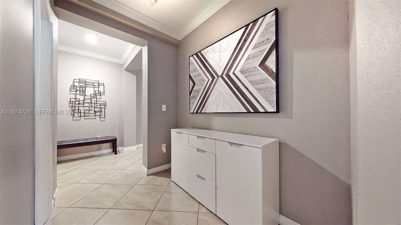 154 SE 23rd Ter , Homestead, FL 33033 Photo