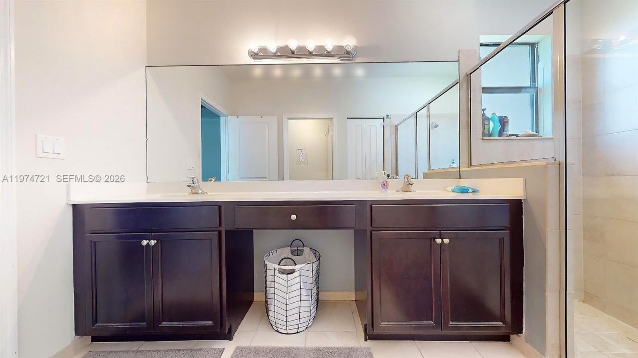 154 SE 23rd Ter , Homestead, FL 33033 Photo