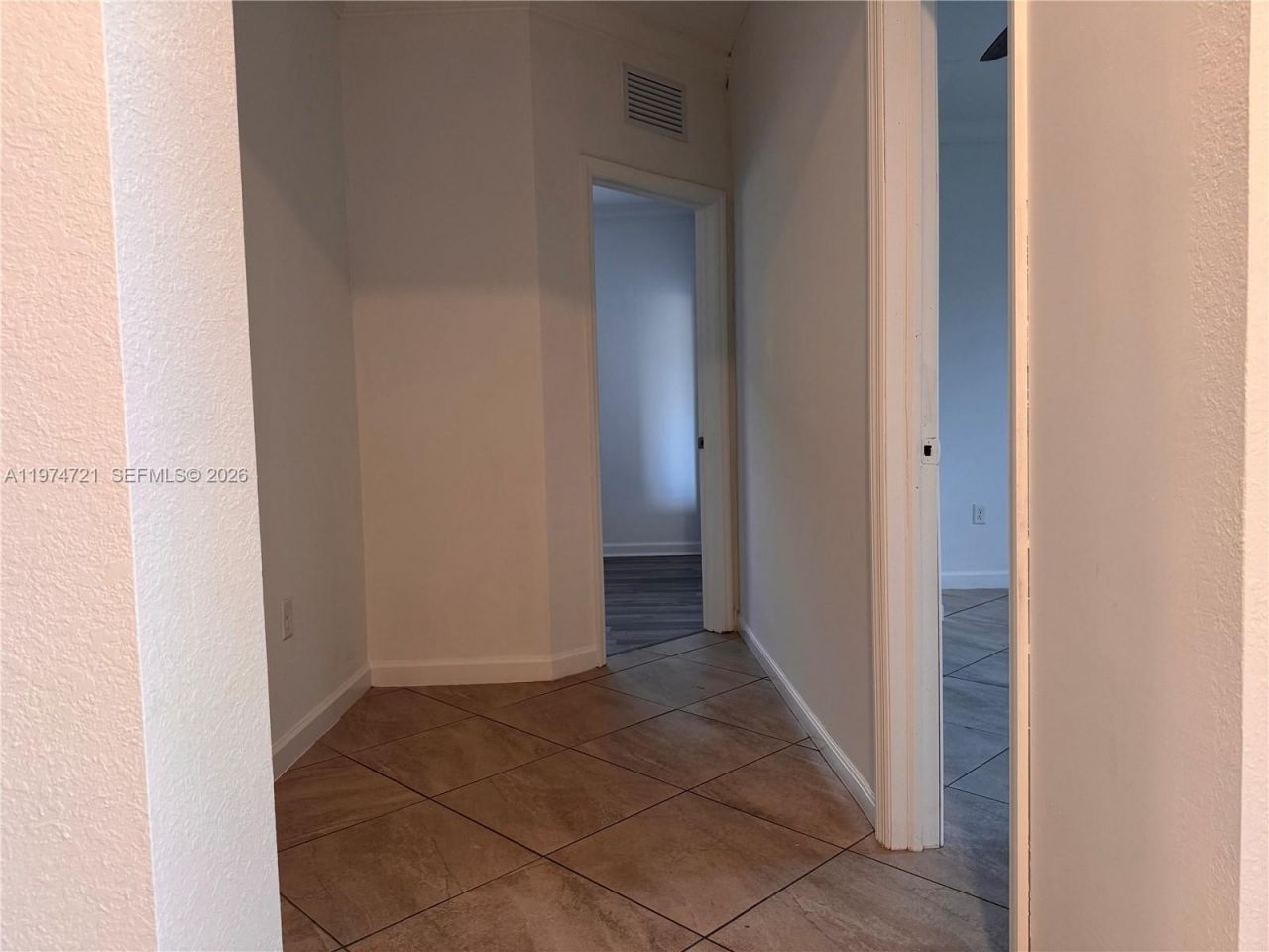 154 SE 23rd Ter , Homestead, FL 33033 Photo