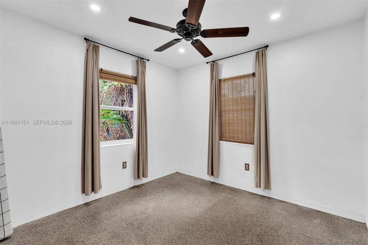 2431 Mayo St , Hollywood, FL 33020 Photo