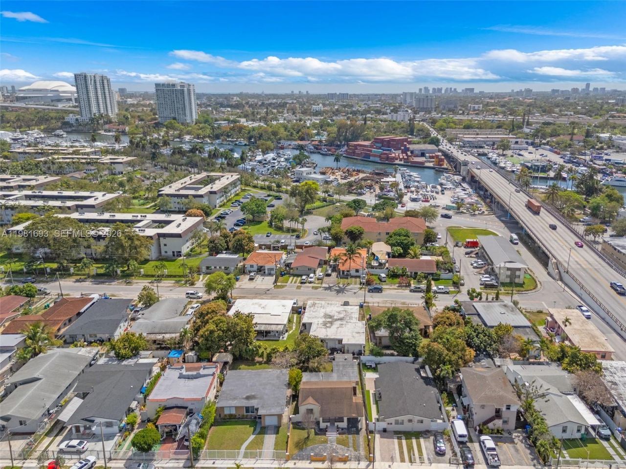 2166 NW 18th St , Miami, FL 33125 Photo