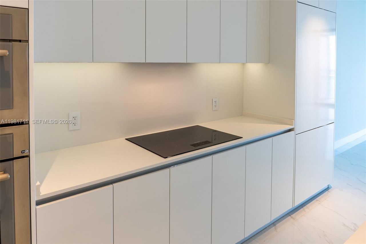 700 NE 24th St, Unit 3603, Miami, FL 33137 Photo