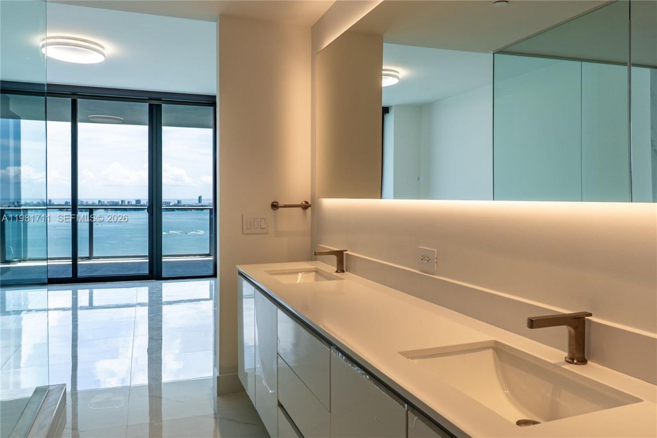 700 NE 24th St, Unit 3603, Miami, FL 33137 Photo