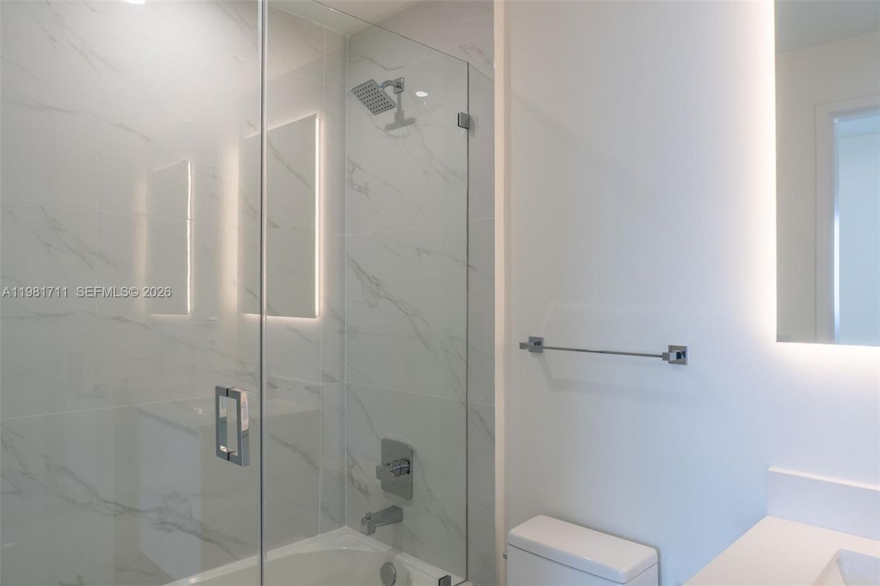 700 NE 24th St, Unit 3603, Miami, FL 33137 Photo