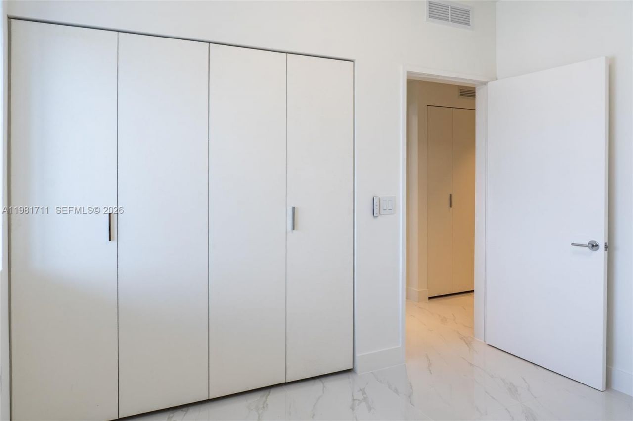 700 NE 24th St, Unit 3603, Miami, FL 33137 Photo