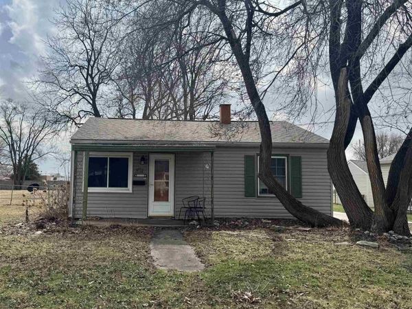 874 FRANK Street, Galesburg, IL 61401