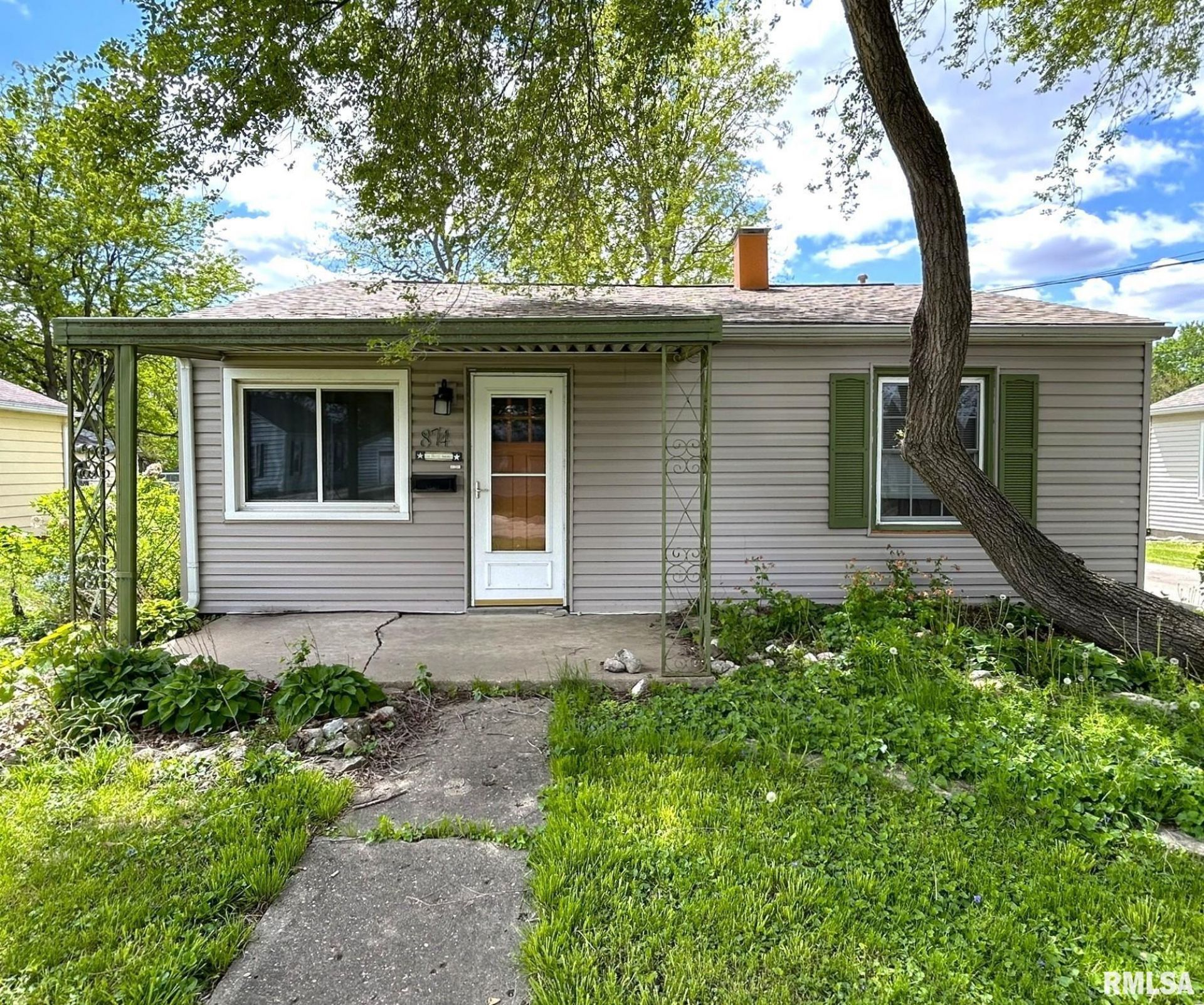 874 Frank Street, Galesburg, IL 61401 Main Photo