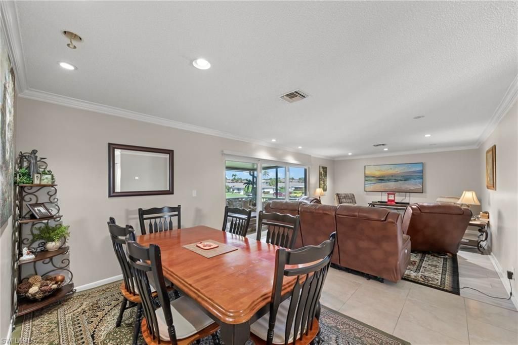 84 Glades Blvd, Unit 2, Naples, FL 34112 Photo