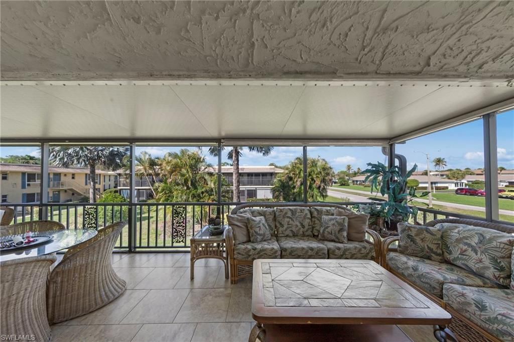 84 Glades Blvd, Unit 2, Naples, FL 34112 Photo
