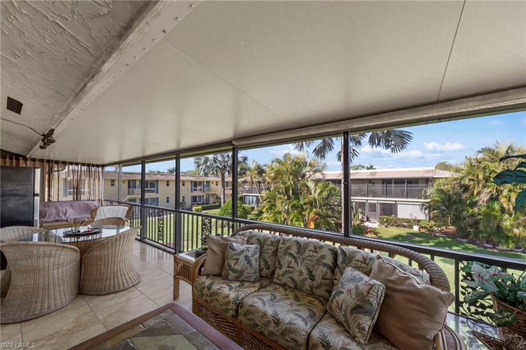 84 Glades Blvd, Unit 2, Naples, FL 34112 Photo