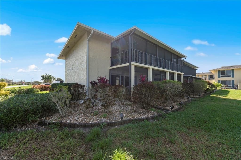 84 Glades Blvd, Unit 2, Naples, FL 34112 Photo