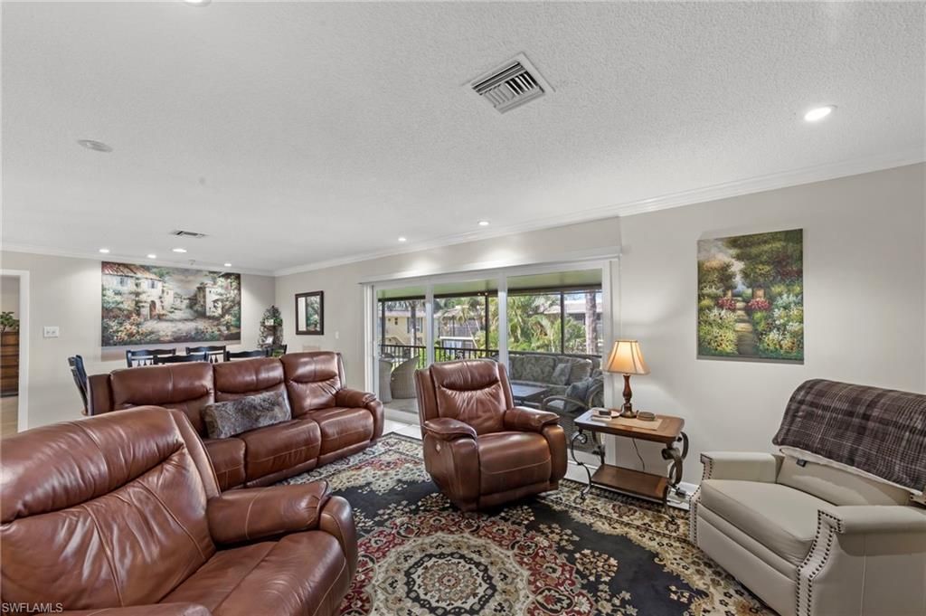 84 Glades Blvd, Unit 2, Naples, FL 34112 Photo